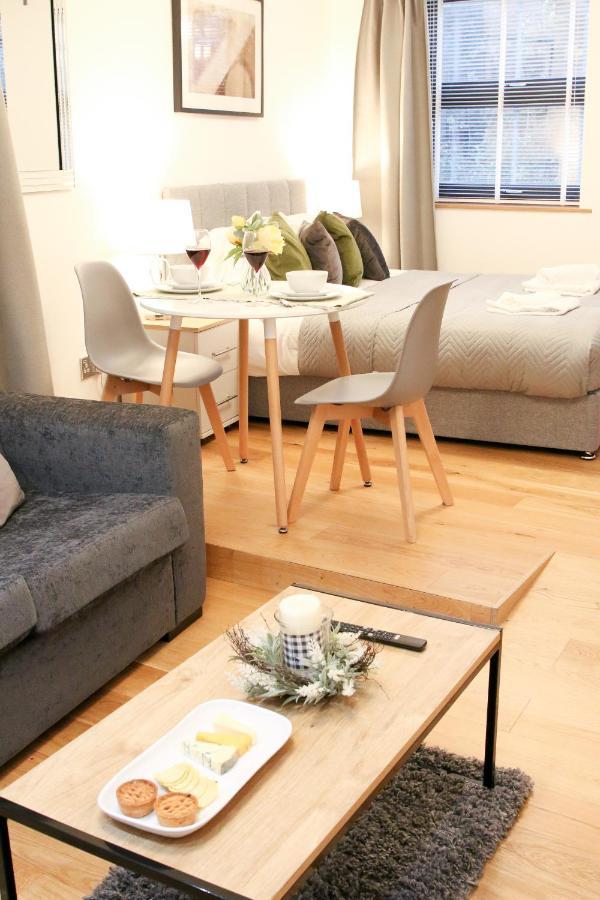 Lovely Studio Apartment With Access For Wheel-Chairs In Sydenham Λονδίνο Εξωτερικό φωτογραφία
