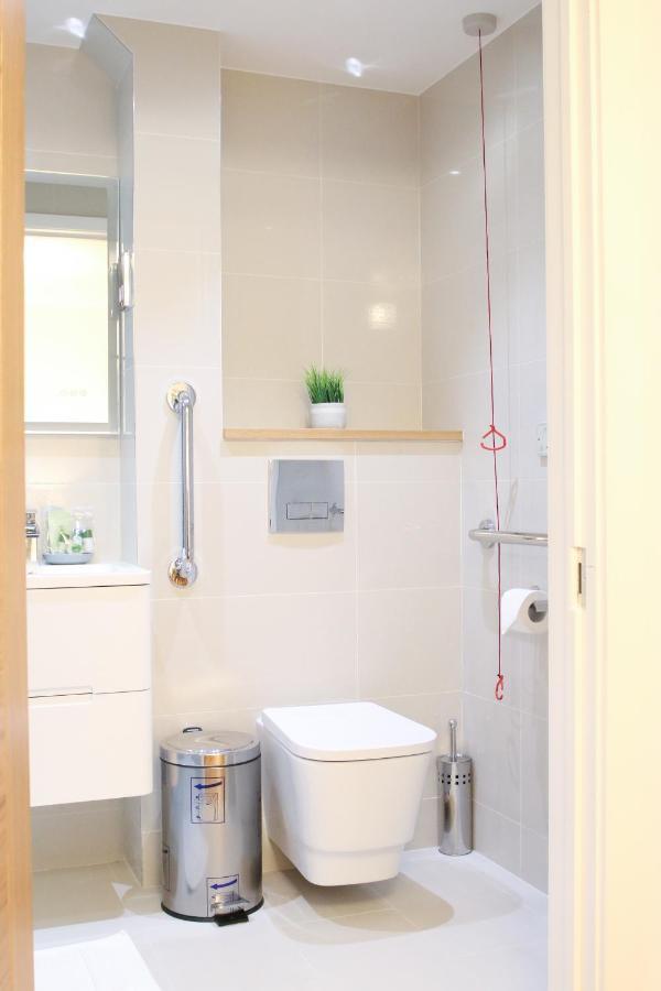 Lovely Studio Apartment With Access For Wheel-Chairs In Sydenham Λονδίνο Εξωτερικό φωτογραφία